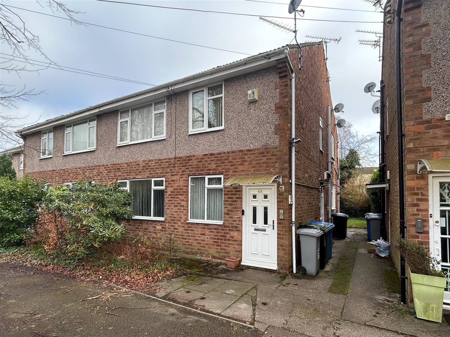 Clarendon Road, Sale